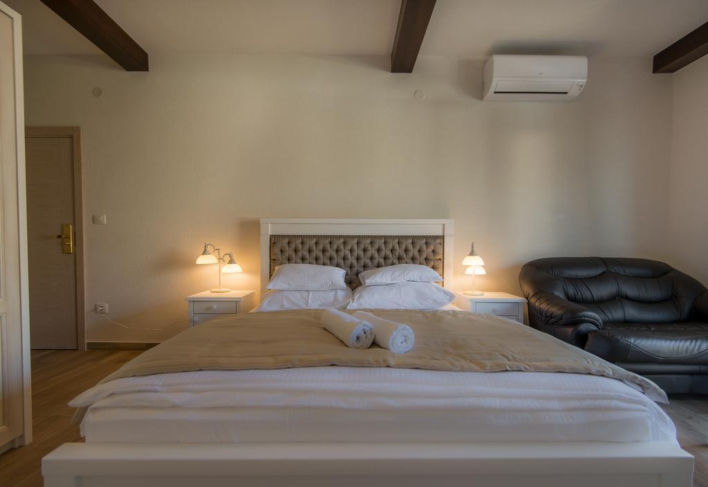 Apartments Marija Risan Δωμάτιο φωτογραφία