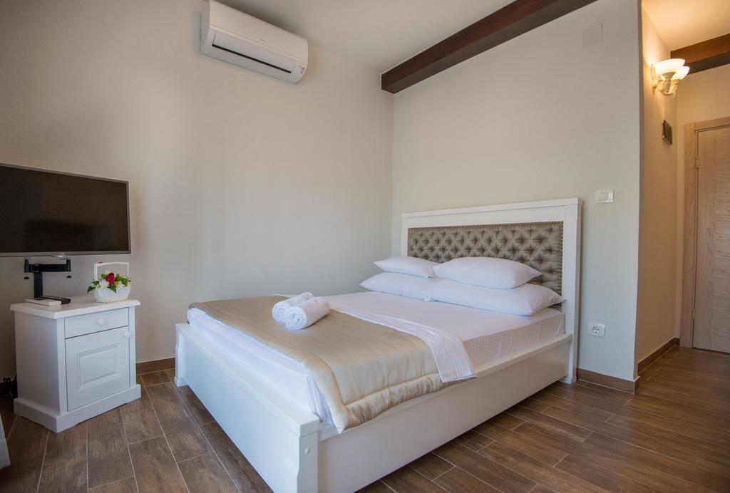 Apartments Marija Risan Δωμάτιο φωτογραφία