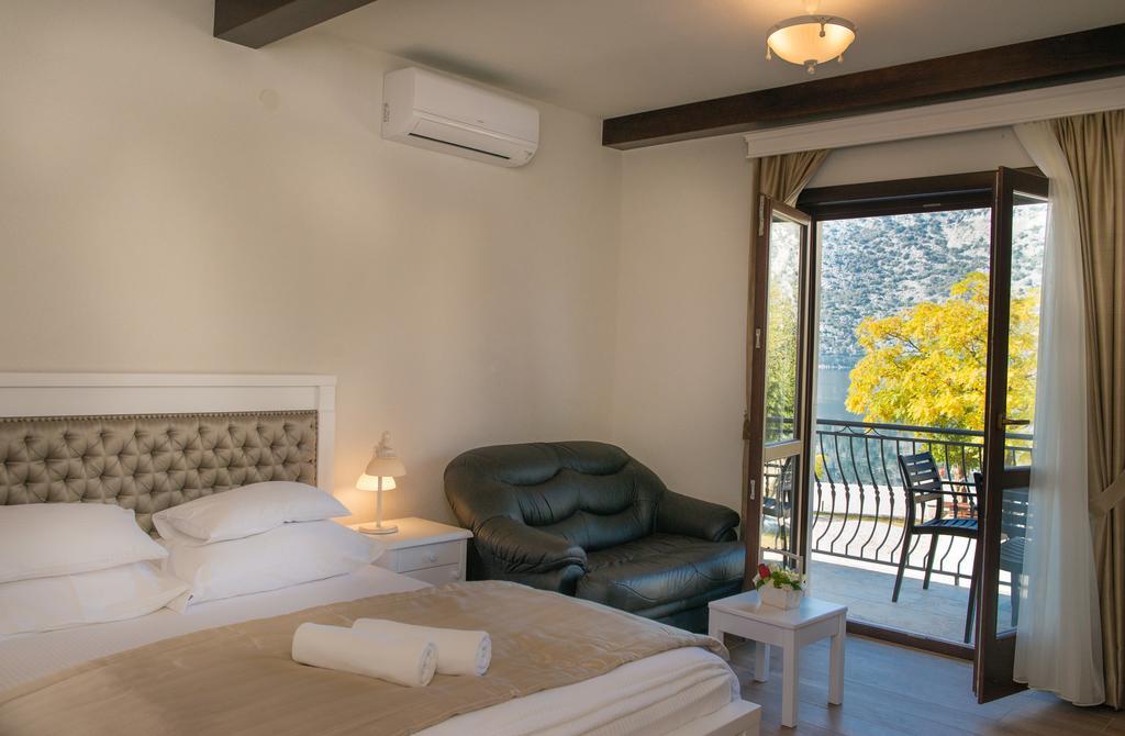 Apartments Marija Risan Δωμάτιο φωτογραφία