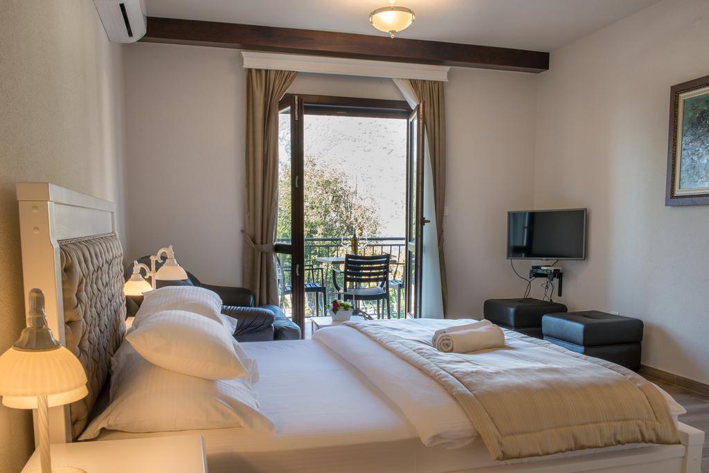 Apartments Marija Risan Δωμάτιο φωτογραφία