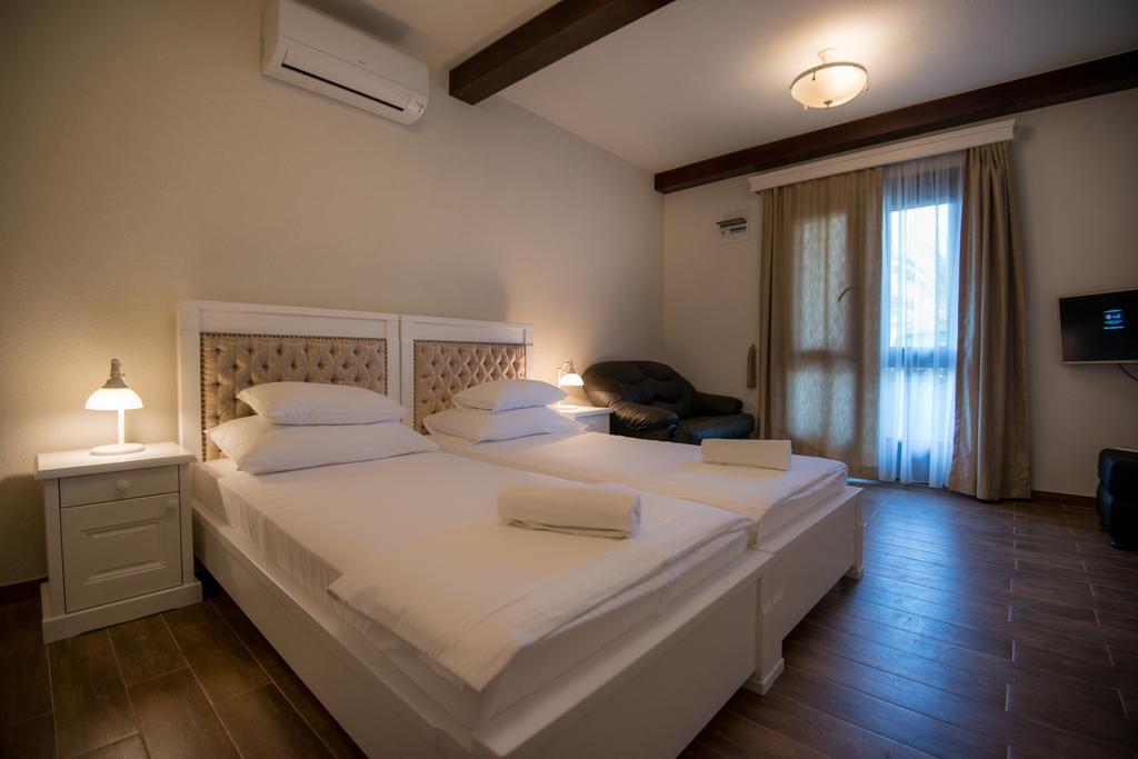 Apartments Marija Risan Δωμάτιο φωτογραφία