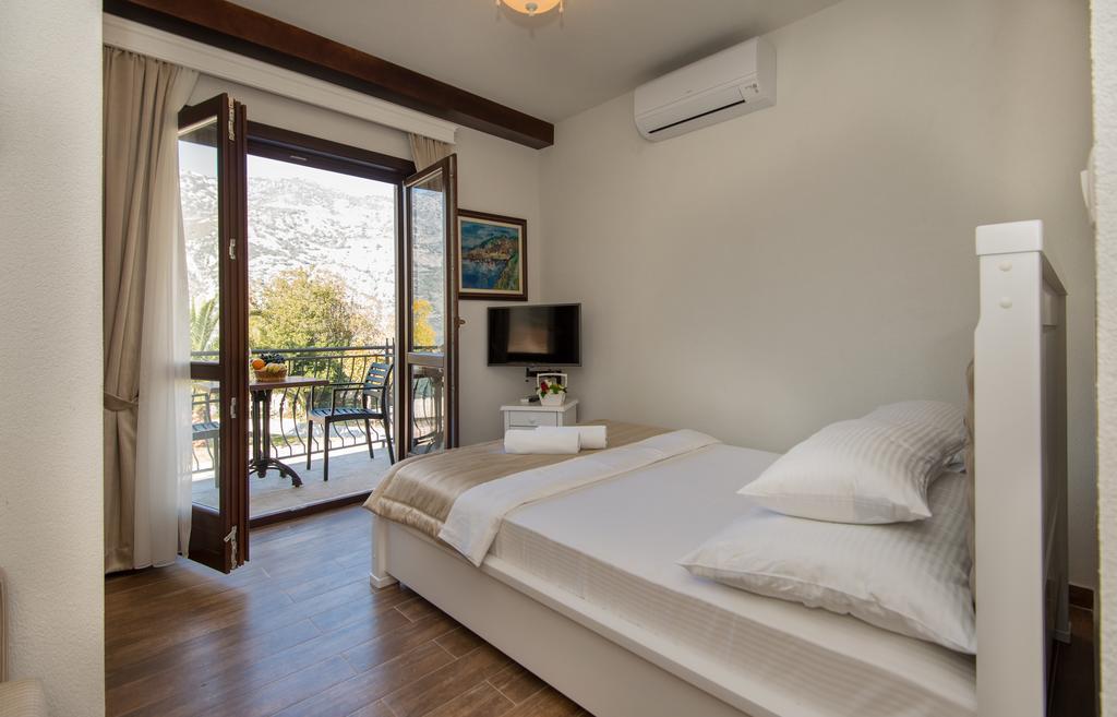 Apartments Marija Risan Δωμάτιο φωτογραφία