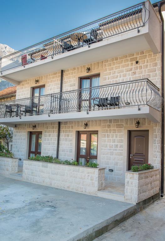 Apartments Marija Risan Εξωτερικό φωτογραφία